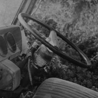 Old car iPhone wallpaper