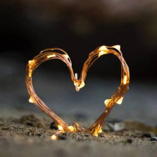 iPhone 11 love wallpaper