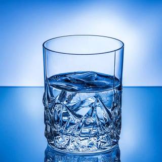 Water on glass wallpaper