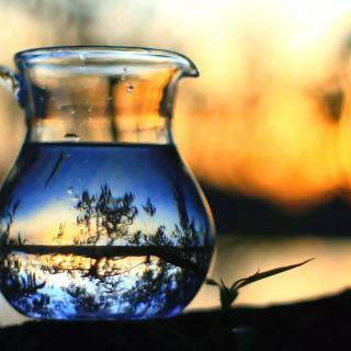 Water on glass wallpaper