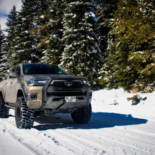 Winter off road 4k wallpaper