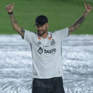 Neymar Santos 2025 PC wallpaper