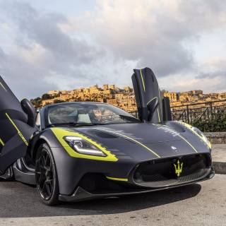 Maserati MC20 wallpaper