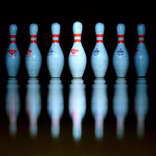 Bowling pins wallpaper