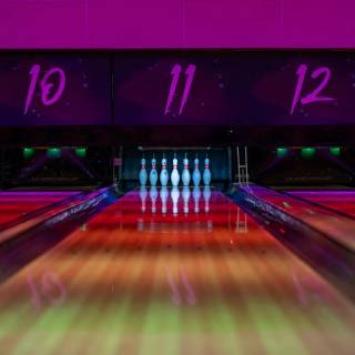 Bowling pins wallpaper