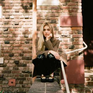 Olivia Scott Welch wallpaper