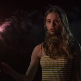 Olivia Scott Welch wallpaper