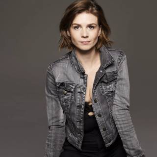 Katja Herbers wallpaper