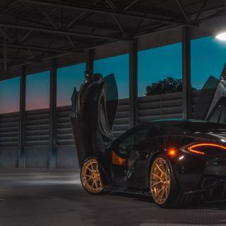 McLaren night wallpaper