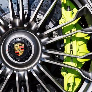 Porsche wheel wallpaper
