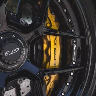 Porsche wheel wallpaper