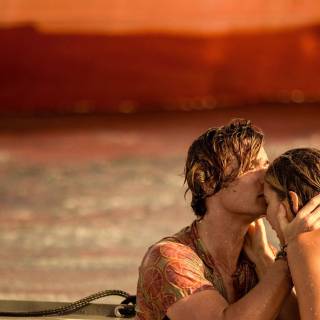 John B and Sarah kiss wallpaper