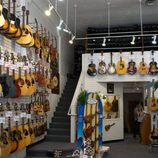 Music store wallpaper