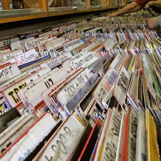 Music store wallpaper