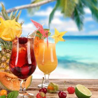 Tropical drinks wallpaper