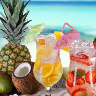 Tropical drinks wallpaper