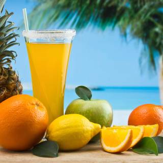 Tropical drinks wallpaper