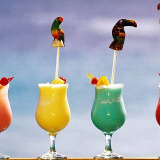 Tropical drinks wallpaper