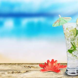 Tropical drinks wallpaper