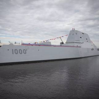 USS Zumwalt wallpaper