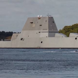 USS Zumwalt wallpaper