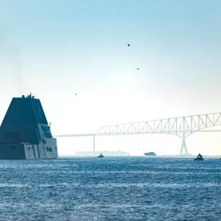 USS Zumwalt wallpaper