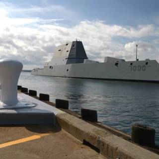 USS Zumwalt wallpaper