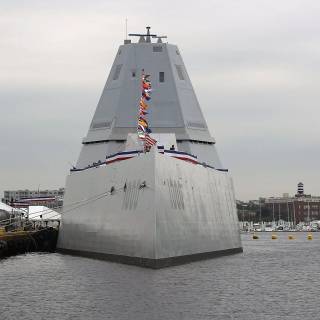 USS Zumwalt wallpaper