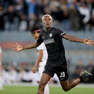 Emanuel Emegha wallpaper