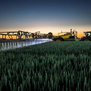 Service harvesting rig wallpaper