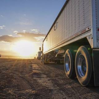 Service harvesting rig wallpaper