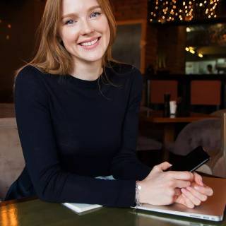 Business girl wallpaper