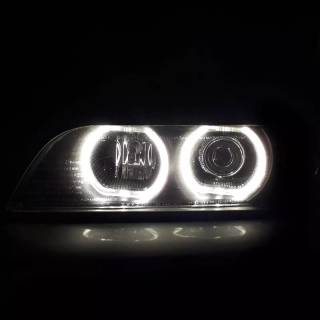 BMW M5 eyes wallpaper