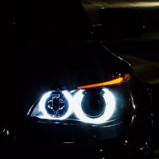 BMW M5 eyes wallpaper