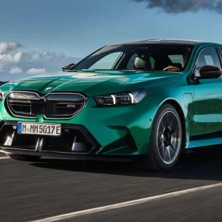 BMW M5 eyes wallpaper