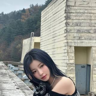 Asa Babymonster iPhone wallpaper