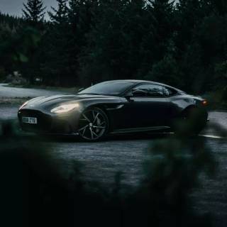 Aston Martin Vulcan iPhone wallpaper