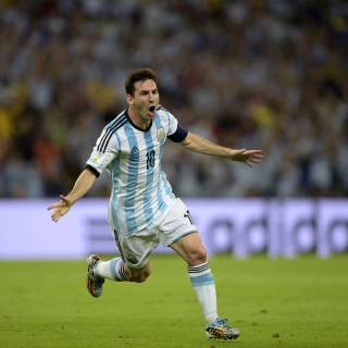 Messi celebration 4k wallpaper