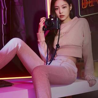 Jennie Blackpink phone wallpaper