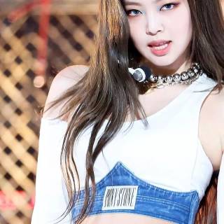 Jennie Blackpink phone wallpaper