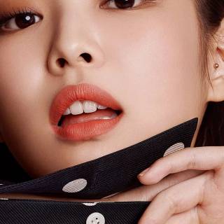 Jennie Blackpink phone wallpaper