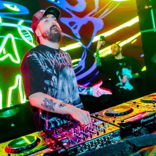 Random guy wallpaper