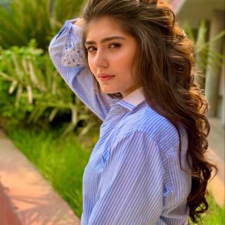 Durefishan Saleem wallpaper