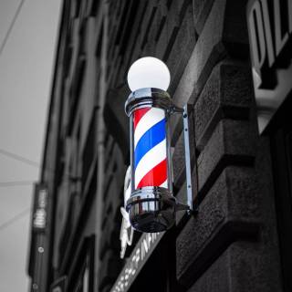 Barber's pole wallpaper