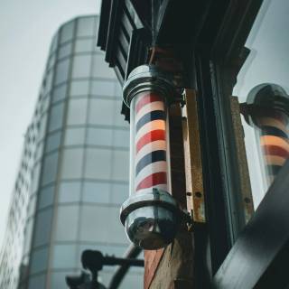 Barber's pole wallpaper