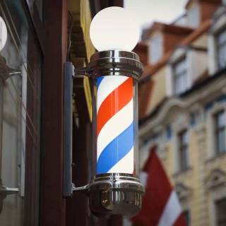 Barber's pole wallpaper