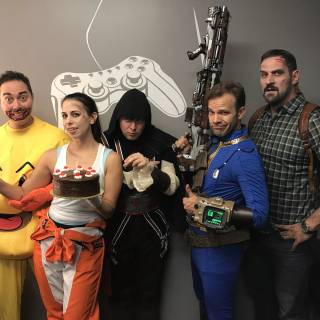 Laura Bailey wallpaper