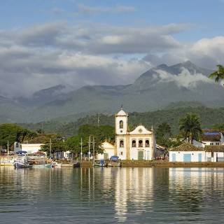 Paraty wallpaper