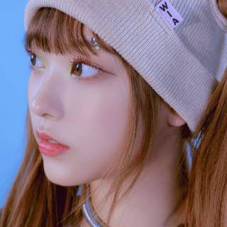 Haerin NewJeans wallpaper