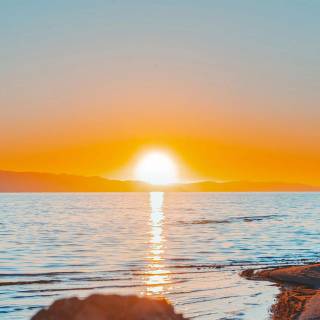 Sun laptop wallpaper